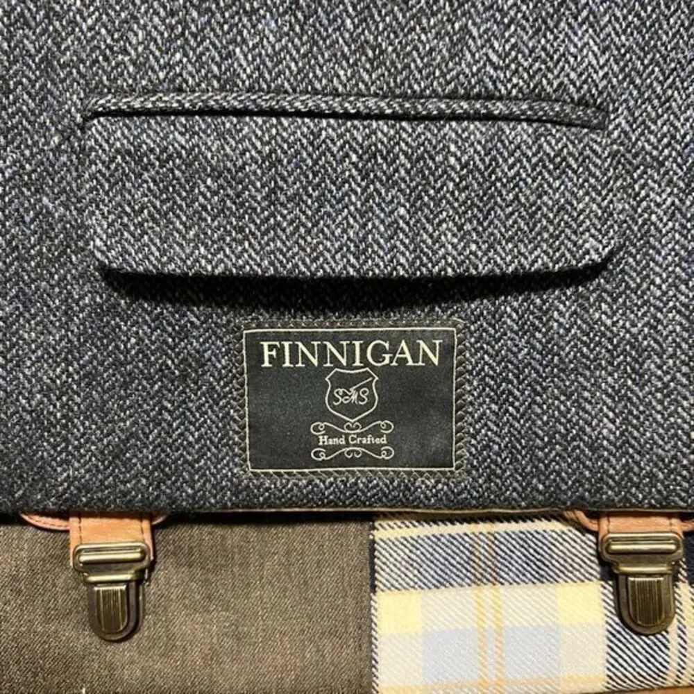 Finnigan‎ Sew Much Style Messenger Crossbody Bag Gray Blue Brown One Size